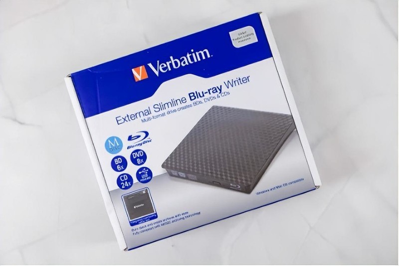 支持100G蓝光刻录盘，即插即用，威宝外置超薄蓝光刻录机体验