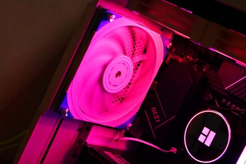 利民TL-B14W EXTREM性能级风压扇开箱试玩：140mm+稳定+长寿