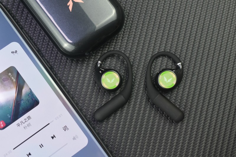 无感佩戴+AI智能调音，试过魔浪FiiTii U才知道OWS耳机也有好音质