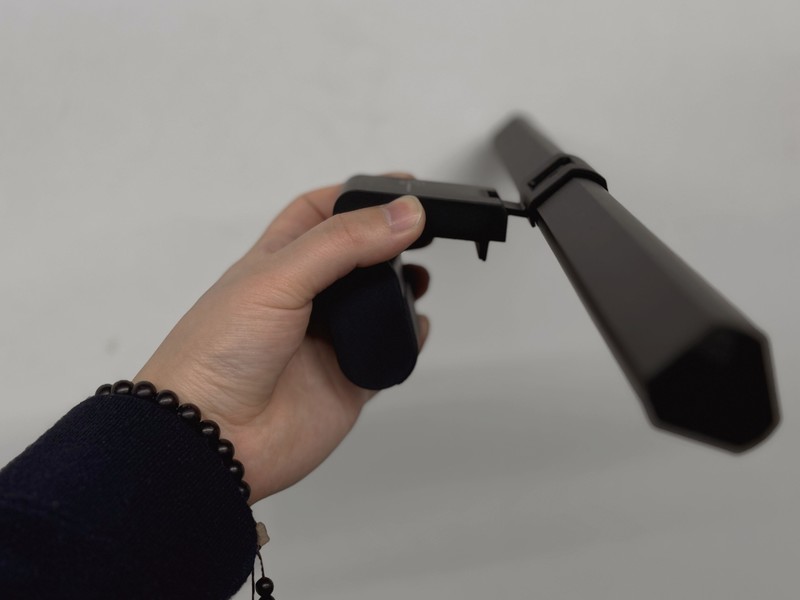 以非凡AOT光路菱镜，点亮你的智慧——书客SKR1屏幕挂灯