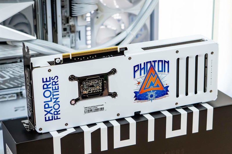 千元价位的不二之选，性价比吊打RTX 4060，蓝戟B570 Photon 10G详评