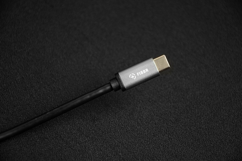 光纤龙头企业涉足桌面外设，推出首款扩展坞，售价199元