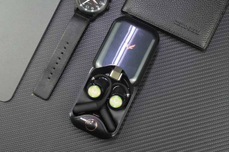 无感佩戴+AI智能调音，试过魔浪FiiTii U才知道OWS耳机也有好音质