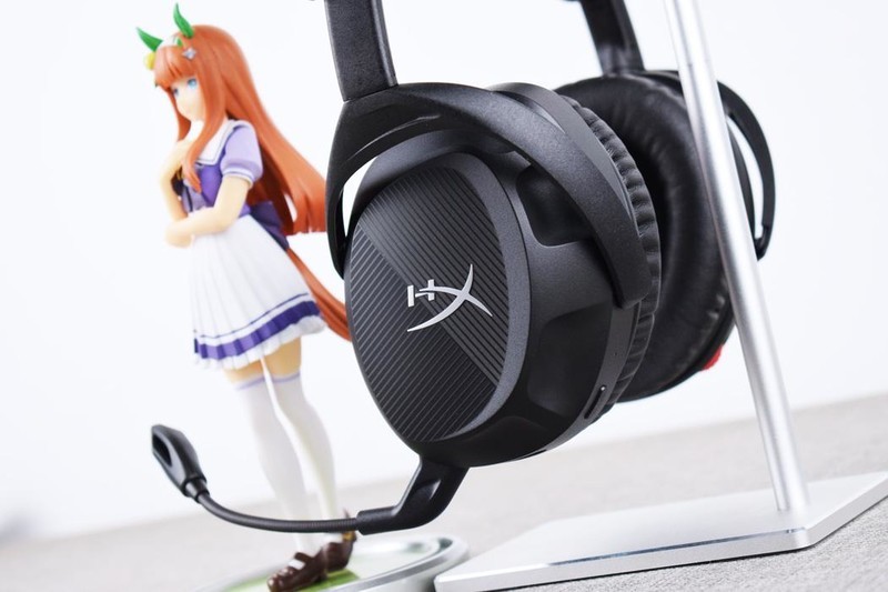 极度未知HyperX毒刺2无线游戏耳机开箱试玩：舒适轻巧的电竞之选