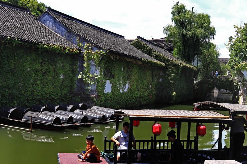 游览浙江绍兴柯桥的鲁镇