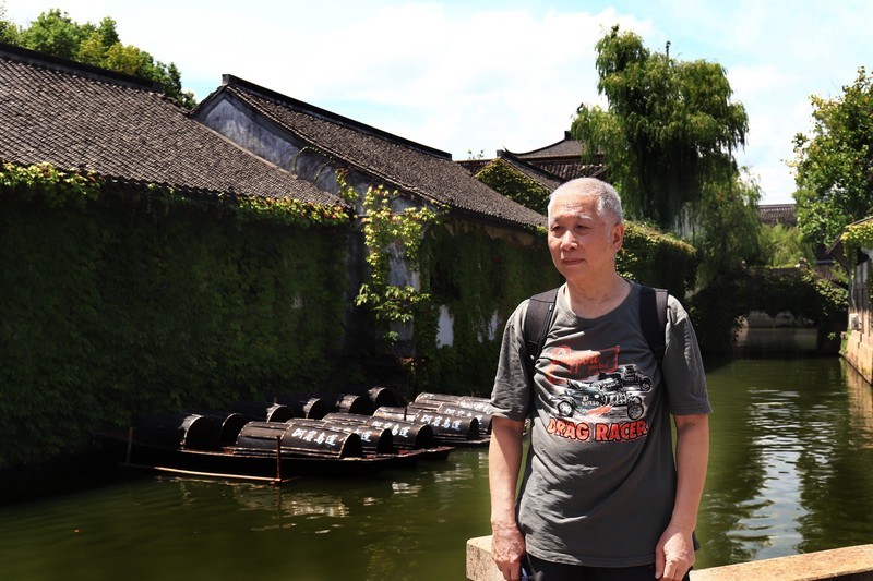 游览浙江绍兴柯桥的鲁镇