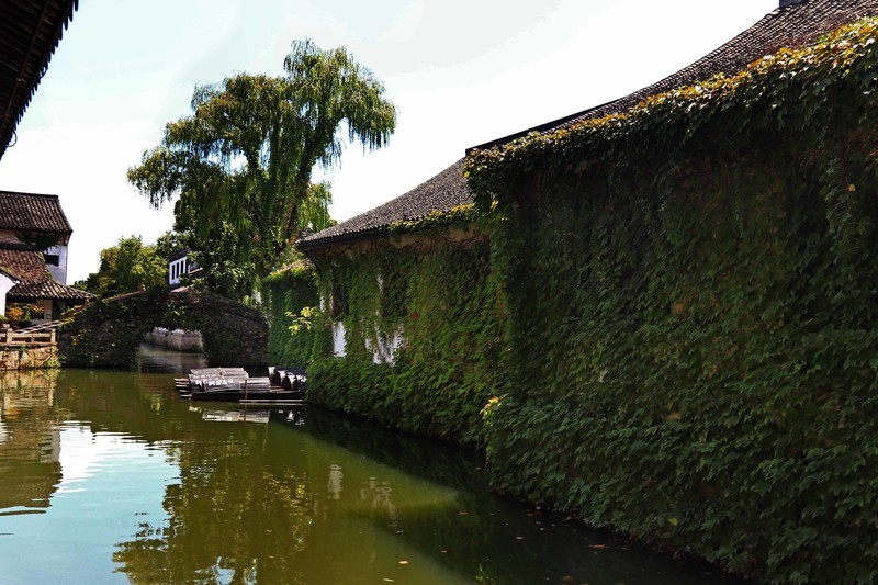 游览浙江绍兴柯桥的鲁镇