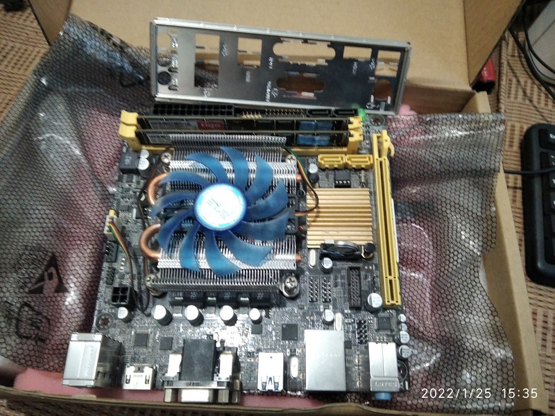 晒一下内存帮的年终奖！4代内存的库存不够了！