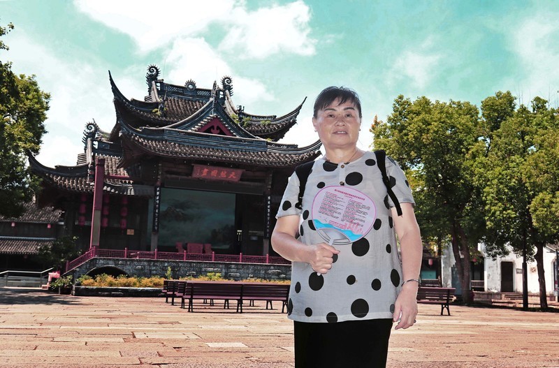 游览浙江绍兴柯桥的鲁镇