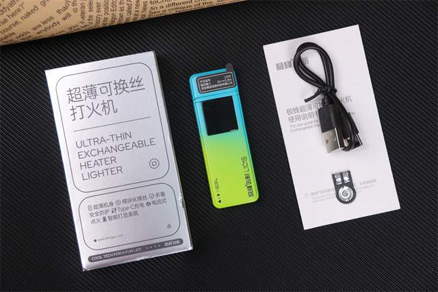 520首选礼物，极蜂超薄可换丝充电打火机体验，送男友很合适