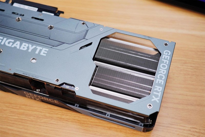 性能炸裂，真正的新一代“核弹”诞生技嘉RTX4090 24G魔鹰分享