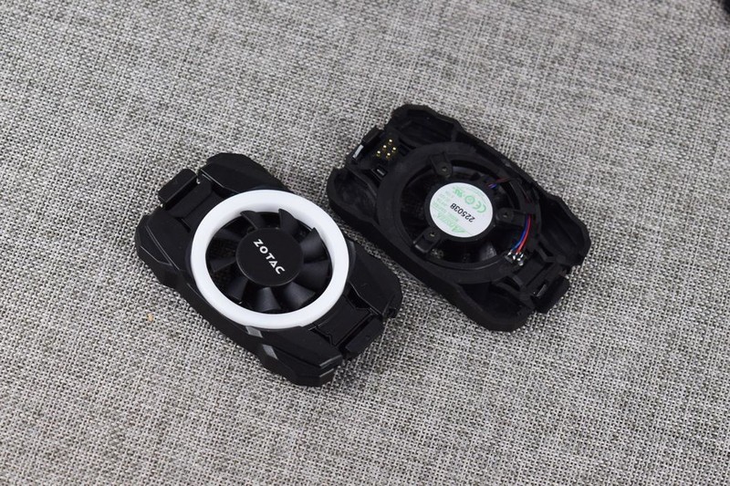 索泰RTX4070Ti天启OC游戏显卡开箱试玩：性能不俗+散热强劲