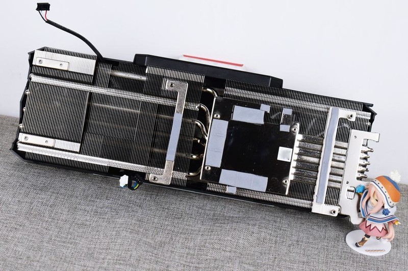 索泰RTX4070Ti天启OC游戏显卡开箱试玩：性能不俗+散热强劲