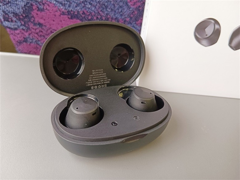 JEET Air2 蓝牙耳机：野心不仅仅是超迷你外形