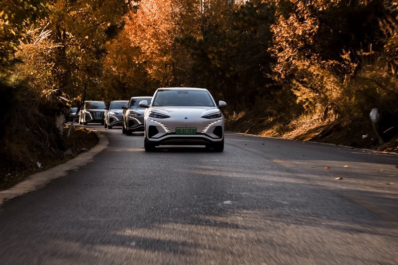 云辇全家族同框亮相，感受比亚迪前沿黑科技