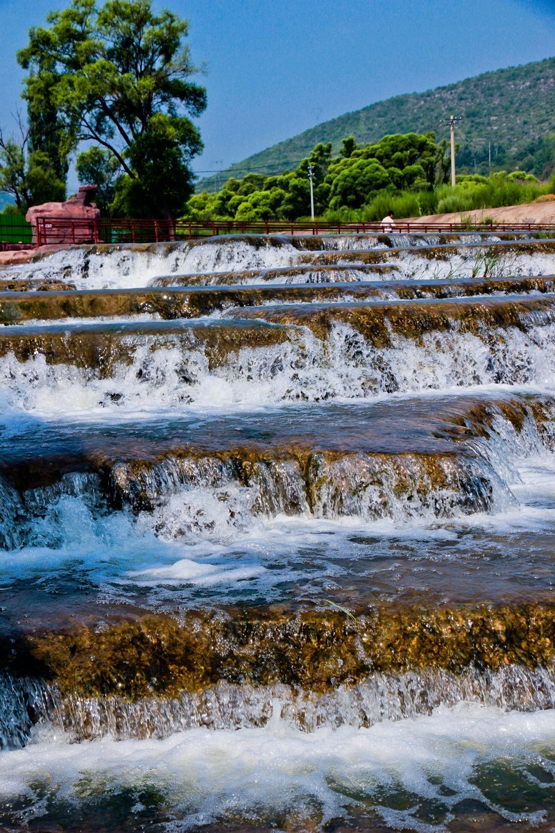 赤壁悬流