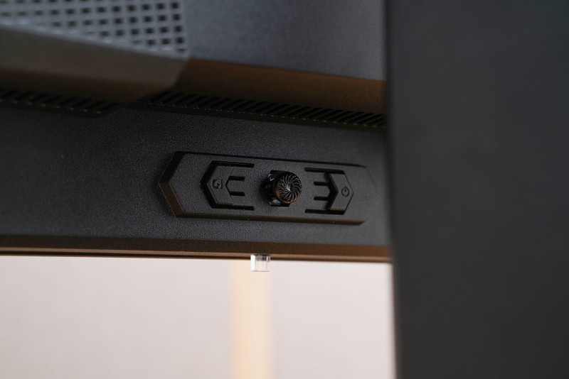 仅售3000的高性价比电竞神器 微星MAG 271QPX QD-OLED E2评测