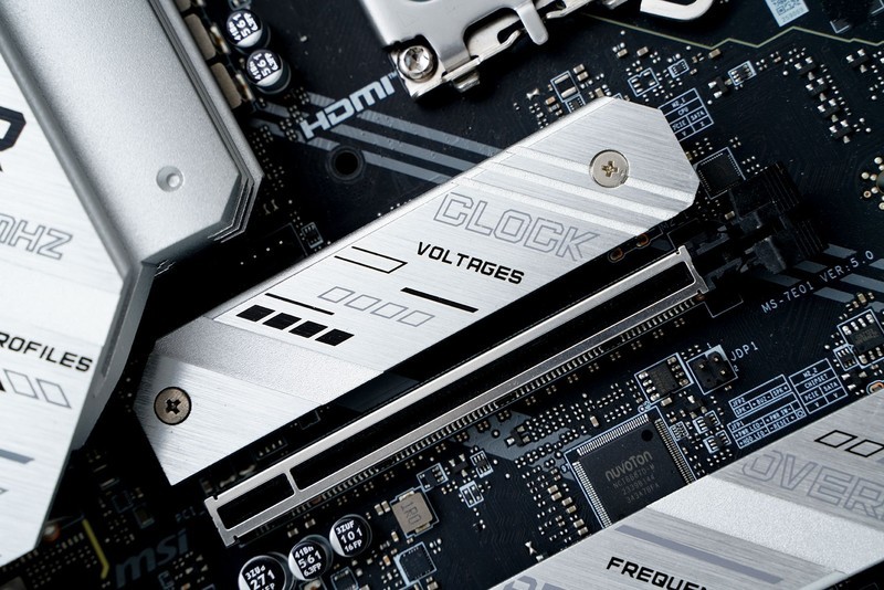 仅售3000的高性价比电竞神器 微星MAG 271QPX QD-OLED E2评测