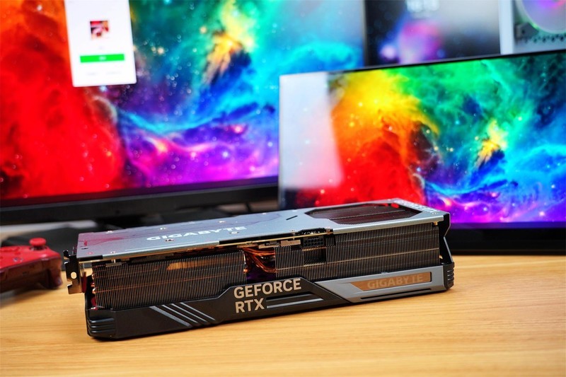 性能炸裂，真正的新一代“核弹”诞生技嘉RTX4090 24G魔鹰分享