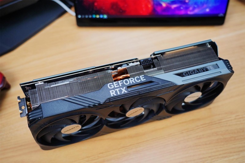 性能炸裂，真正的新一代“核弹”诞生技嘉RTX4090 24G魔鹰分享