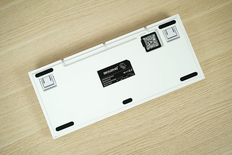 6个旋钮、3段空格、能敲出麻将音，小呆虫GK75三模机械键盘太上头