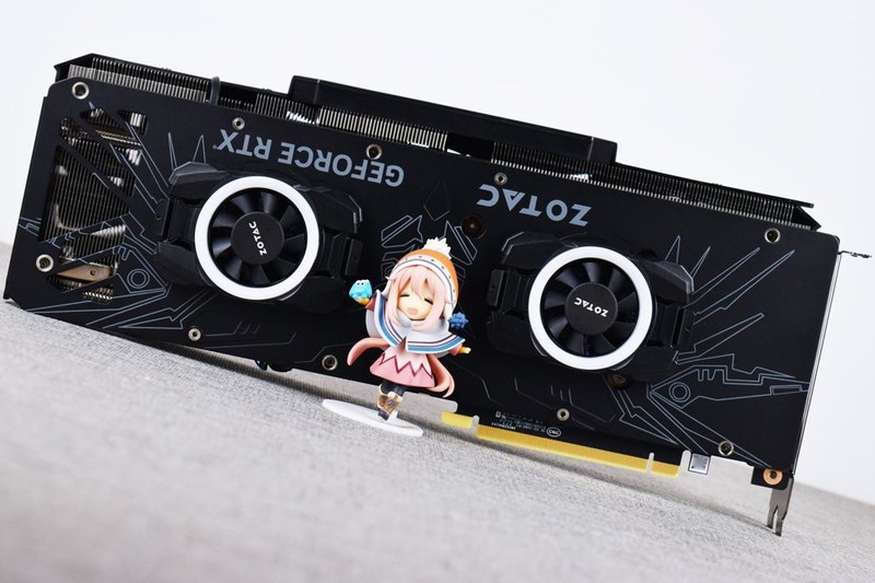 索泰RTX4070Ti天启OC游戏显卡开箱试玩：性能不俗+散热强劲