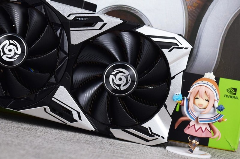 索泰RTX4070Ti天启OC游戏显卡开箱试玩：性能不俗+散热强劲