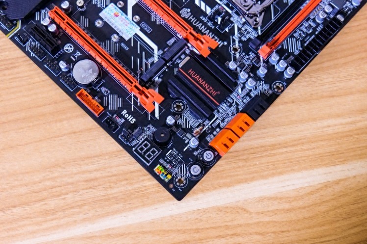 垃圾佬再战神教：洋垃圾E5+华南X99-BD4主板！|华南金牌