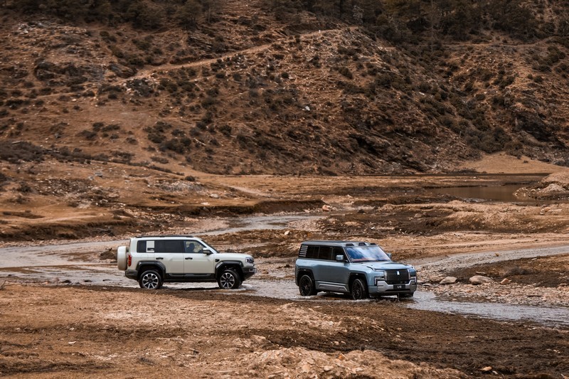 云辇全家族同框亮相，感受比亚迪前沿黑科技