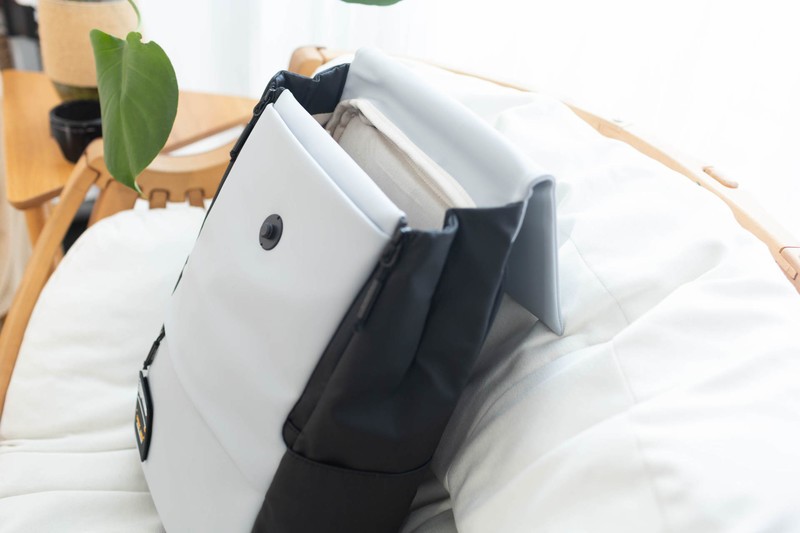 商务日常两相宜，地平线8号MOMENT，万金油的双肩背包