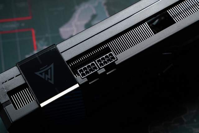 独显市场迎来三足鼎立 蓝戟Intel ARC A750 Photon 8G OC显卡评测