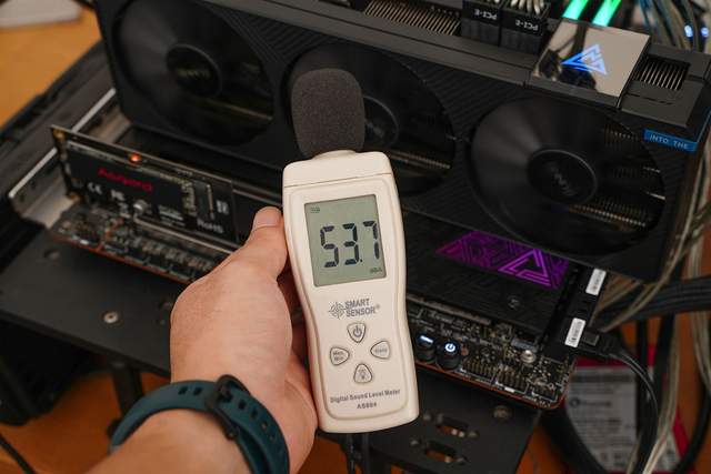 独显市场迎来三足鼎立 蓝戟Intel ARC A750 Photon 8G OC显卡评测