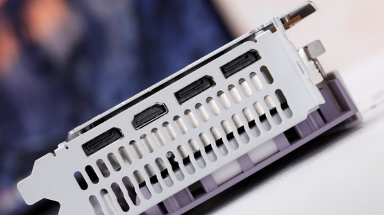 盈通RX6750XT樱瞳花嫁挑战初代“显卡杀手”，结果真是没想到