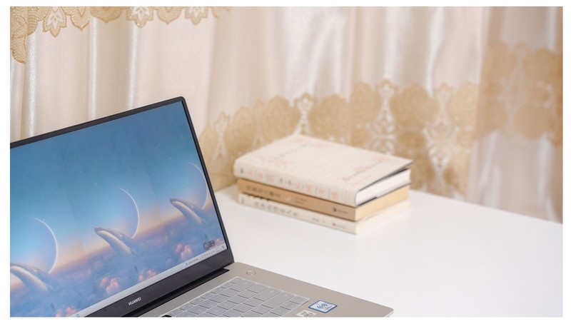 乐歌FS2电动升降桌：简约智能、高效且安全的办公利器