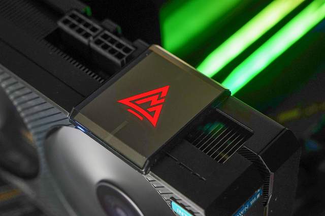 独显市场迎来三足鼎立 蓝戟Intel ARC A750 Photon 8G OC显卡评测