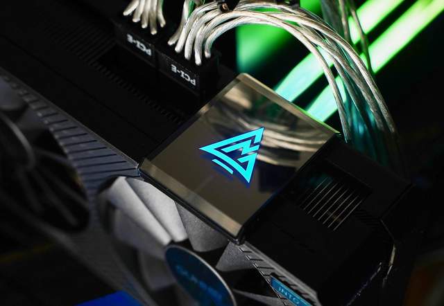 独显市场迎来三足鼎立 蓝戟Intel ARC A750 Photon 8G OC显卡评测