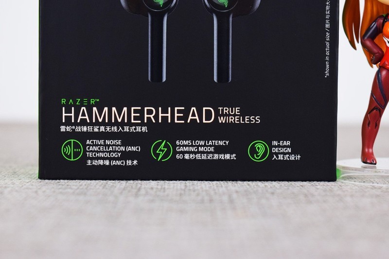 雷蛇战锤狂鲨真无线二代蓝牙耳机开箱试玩：酷炫低延迟的手游搭档