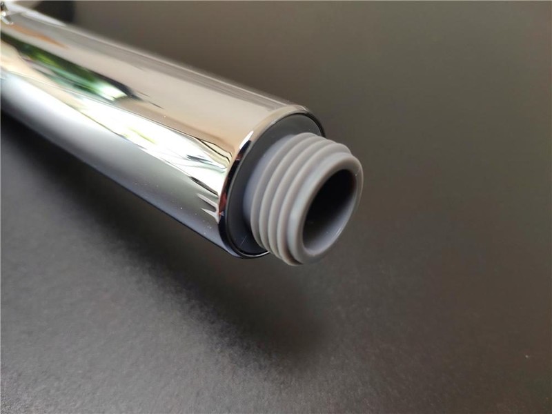 米家增压手持花洒，三种模式任意切换，在浴室也能乘风破浪