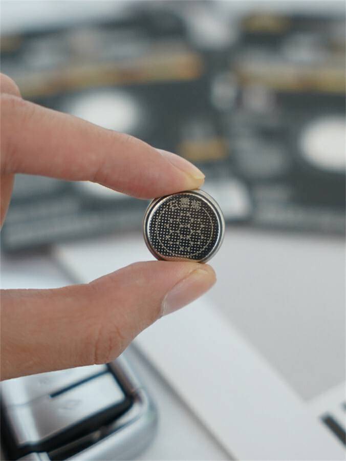 所有车主一定要看！南孚发布全球首款石墨烯纽扣电池，性能无敌