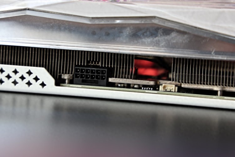 轻松平替RTX3090：影驰RTX4070Ti星耀OC显卡+艾湃电竞KR750M SFX电源开箱评测