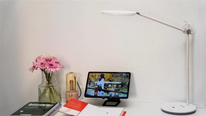 适合学生写作业的台灯有哪些？带你看学生护眼台灯五大牌子