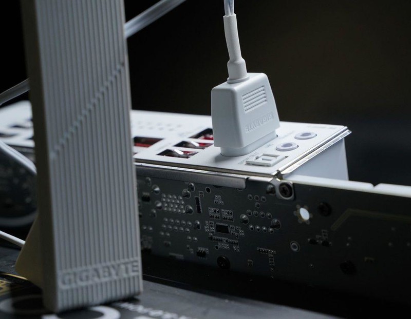 打游戏选9600X还是9900X？搭配技嘉X870电竞冰雕+7900XT实测！