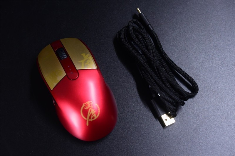 虎年新皮肤——达尔优A900虎擎版无线游戏鼠标