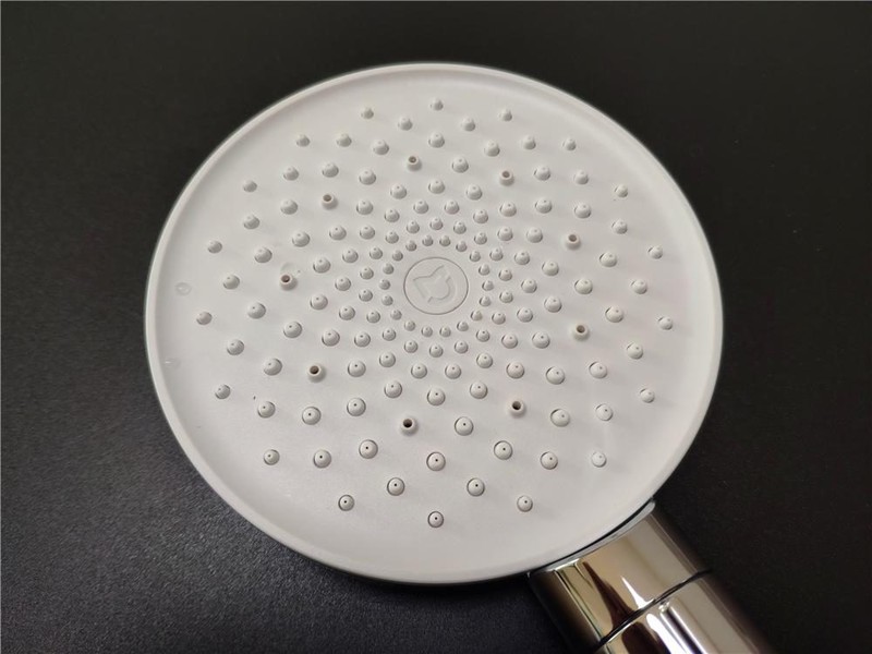 米家增压手持花洒，三种模式任意切换，在浴室也能乘风破浪