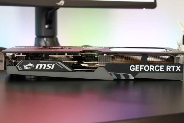 轻松干翻rtx3080微星魔龙rtx4070显卡开箱开箱