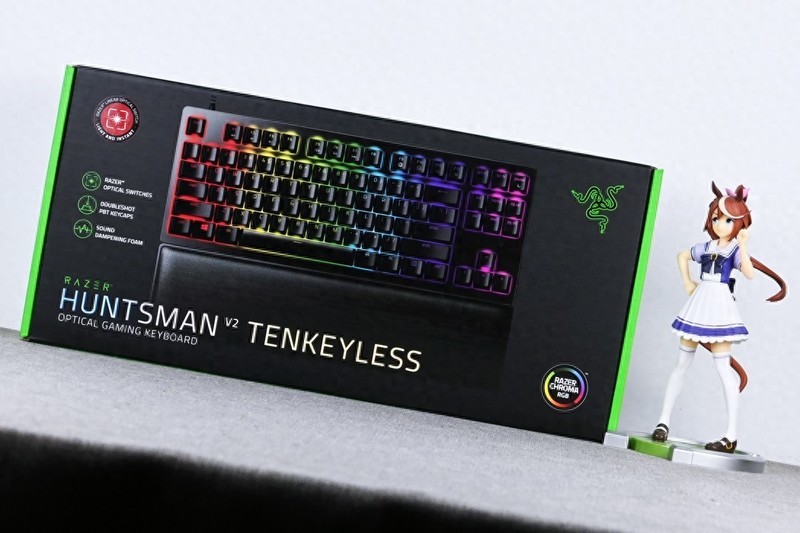 职业哥硬核口味，雷蛇猎魂光蛛V2竞技版机械键盘开箱试玩