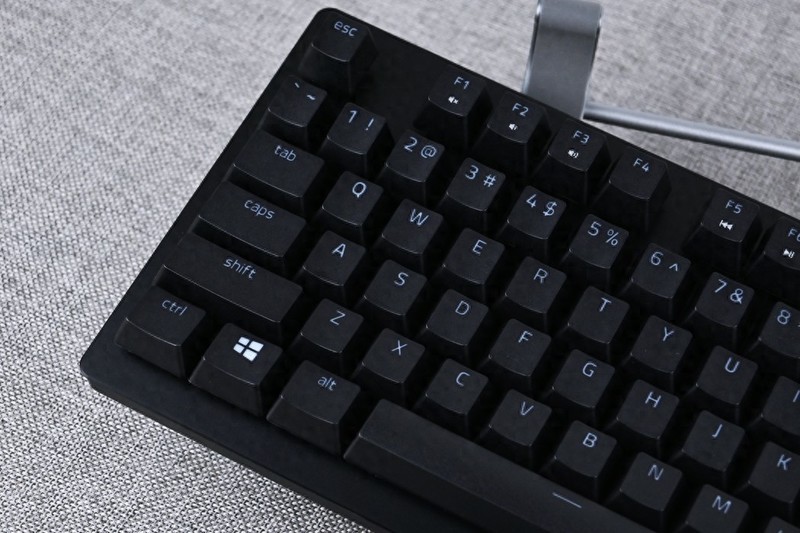 职业哥硬核口味，雷蛇猎魂光蛛V2竞技版机械键盘开箱试玩