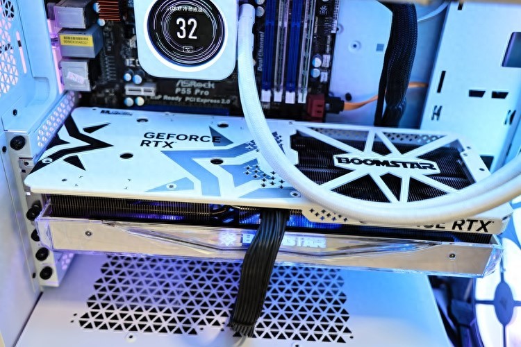 轻松平替RTX3090：影驰RTX4070Ti星耀OC显卡+艾湃电竞KR750M SFX电源开箱评测