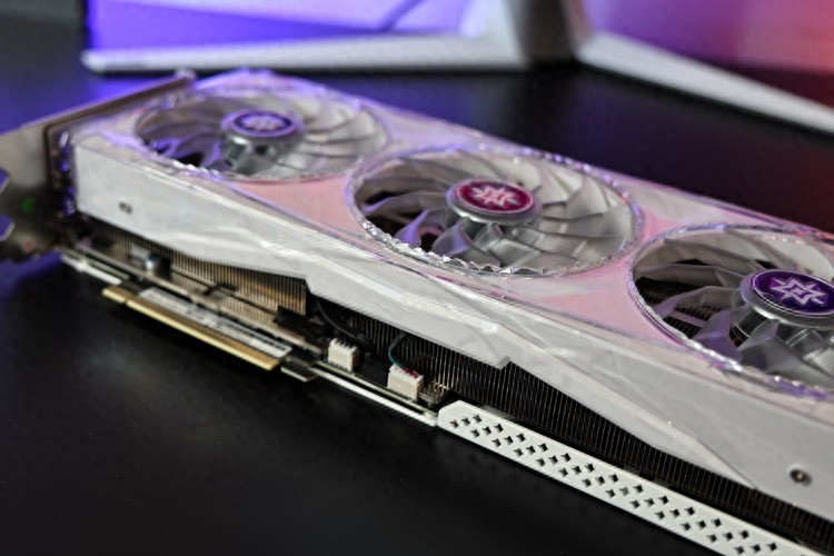 轻松平替RTX3090：影驰RTX4070Ti星耀OC显卡+艾湃电竞KR750M SFX电源开箱评测