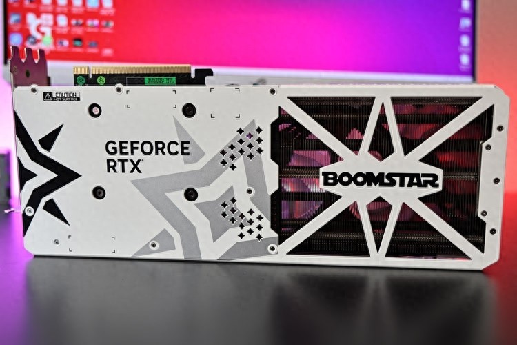 轻松平替RTX3090：影驰RTX4070Ti星耀OC显卡+艾湃电竞KR750M SFX电源开箱评测